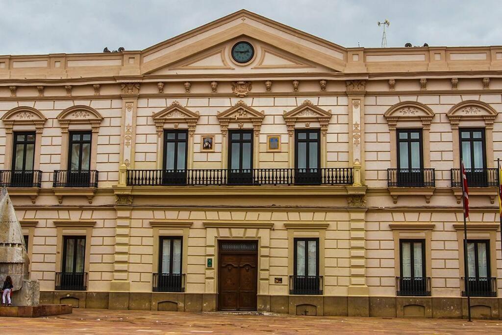 1B-Precioso Apartamento En Pleno Centro. A Estreno Alcazar de San Juan Esterno foto