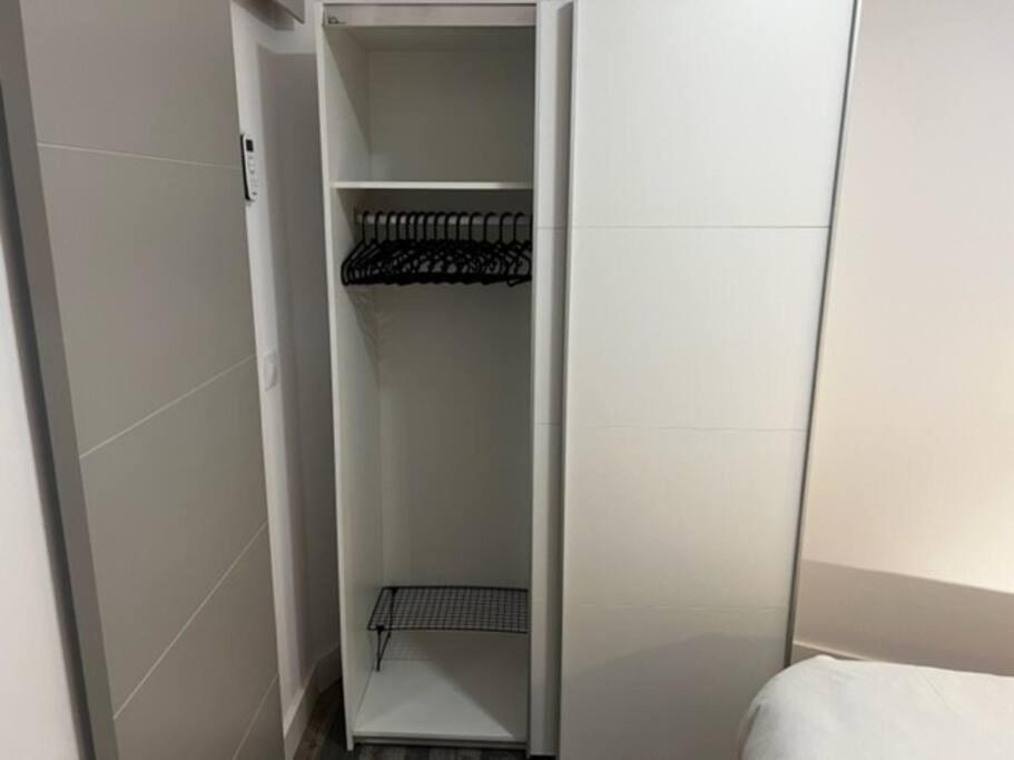 1B-Precioso Apartamento En Pleno Centro. A Estreno Alcazar de San Juan Esterno foto